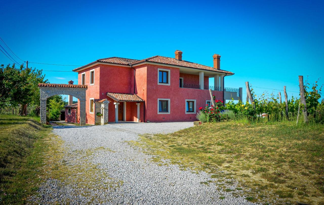 Wine&Apartment VINALES Koper Exterior foto